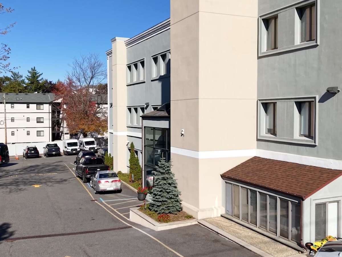 Fort Lee Business Center building